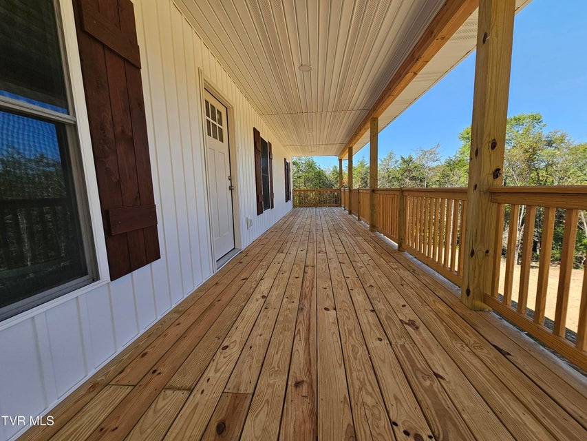 Photo #4: 204 Meadowview Road
