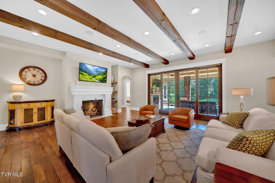 Photo #8: 610 Magnolia Ridge Drive