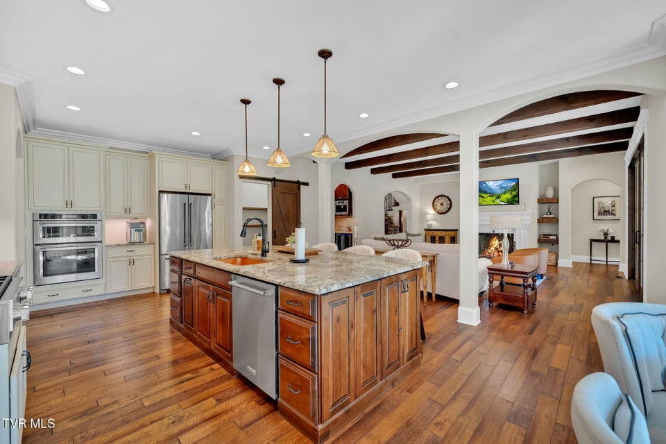 Photo #13: 610 Magnolia Ridge Drive