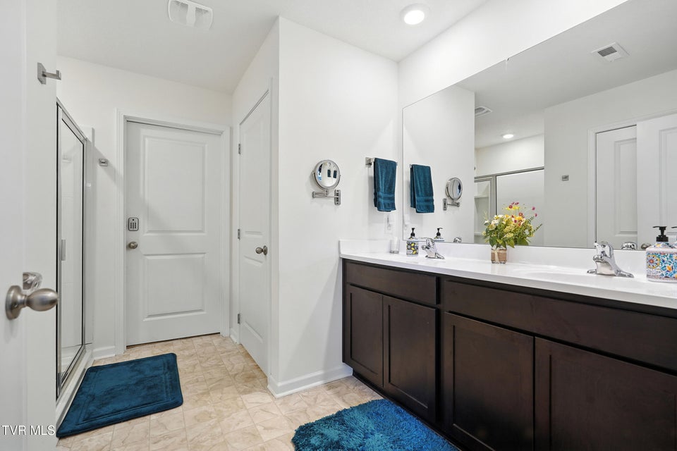 Photo #35: 1260 Valley Parke Drive