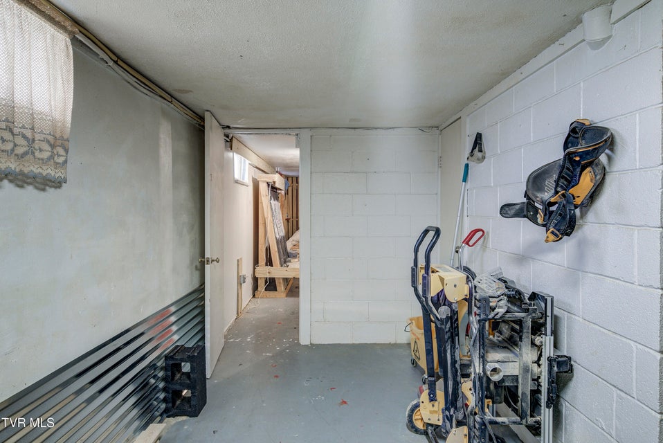 Photo #34: 304 Merry Drive