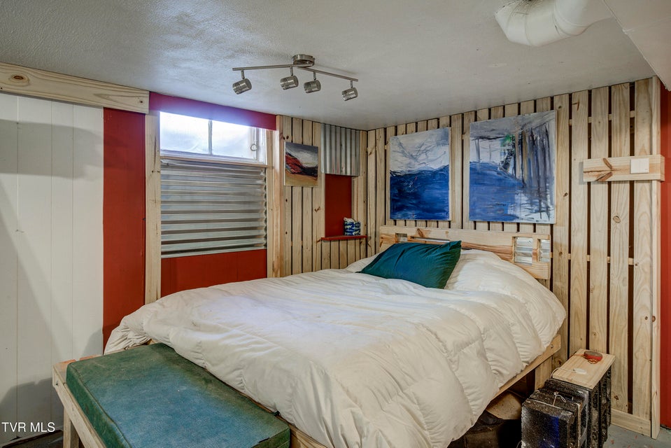 Photo #28: 304 Merry Drive