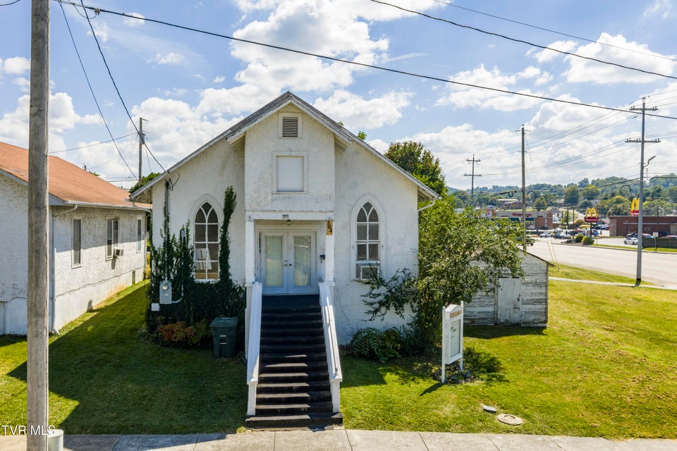 Photo #53: 304 Merry Drive