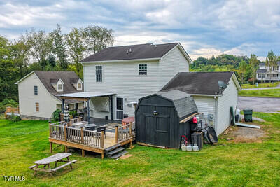 Photo #5: 684 Hallock Circle