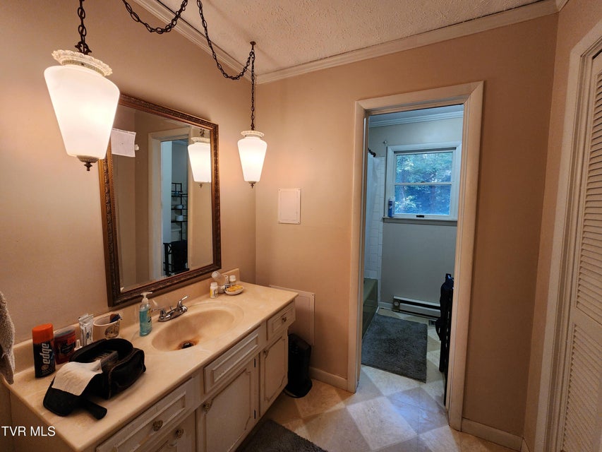 Photo #14: 6219 Laurel Grove Road