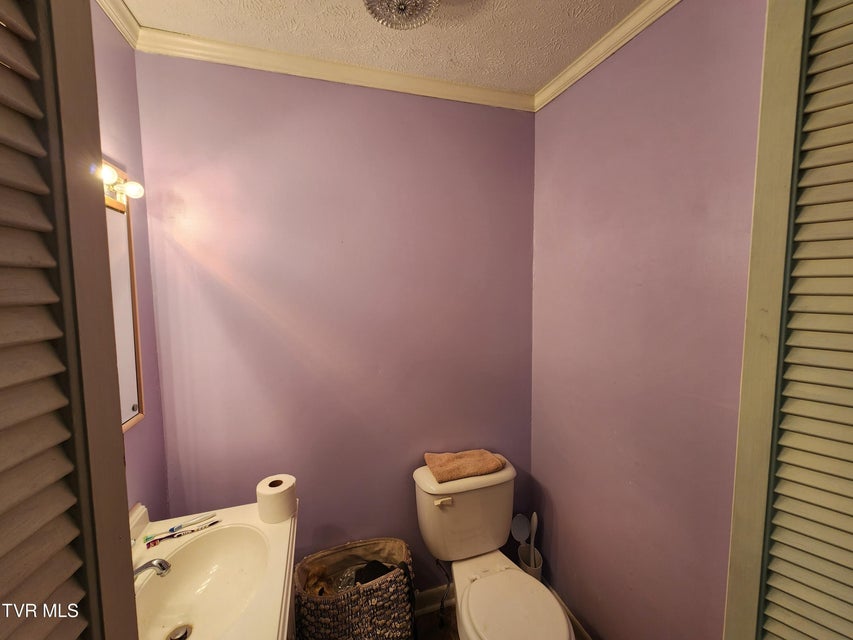 Photo #17: 6219 Laurel Grove Road