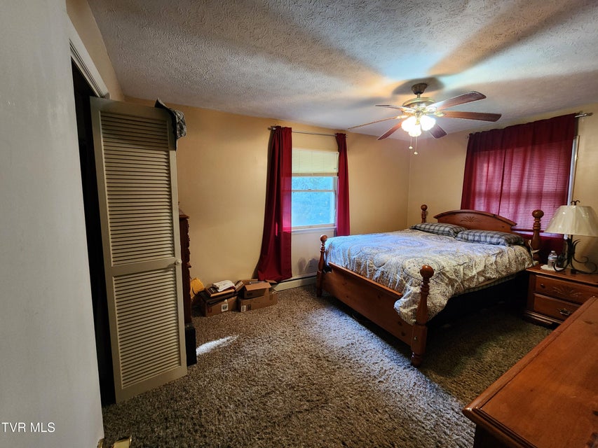 Photo #18: 6219 Laurel Grove Road