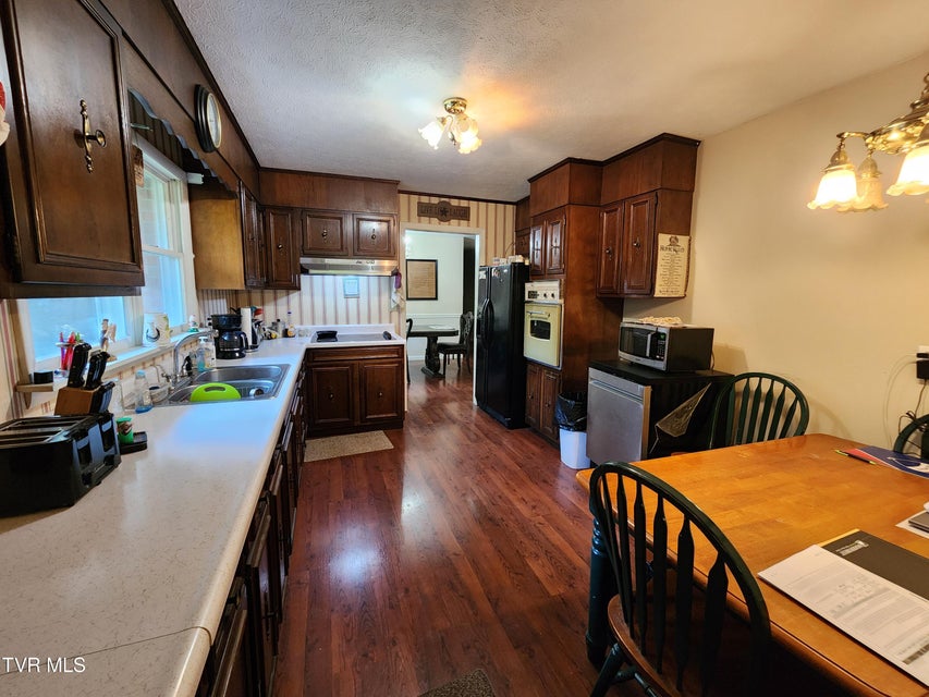 Photo #11: 6219 Laurel Grove Road