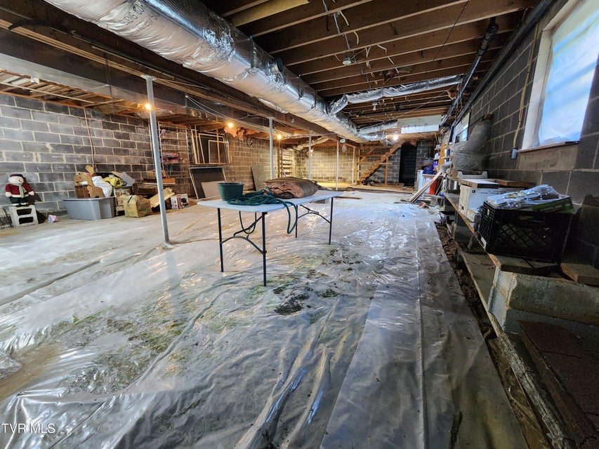 Photo #21: 6219 Laurel Grove Road