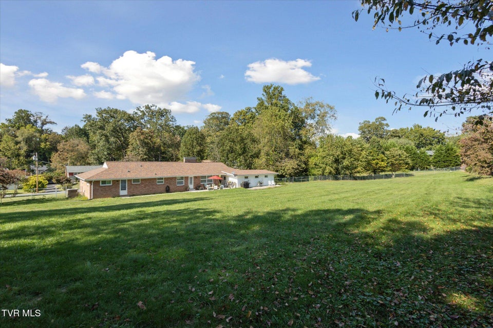 Photo #32: 120 Sylvan Drive
