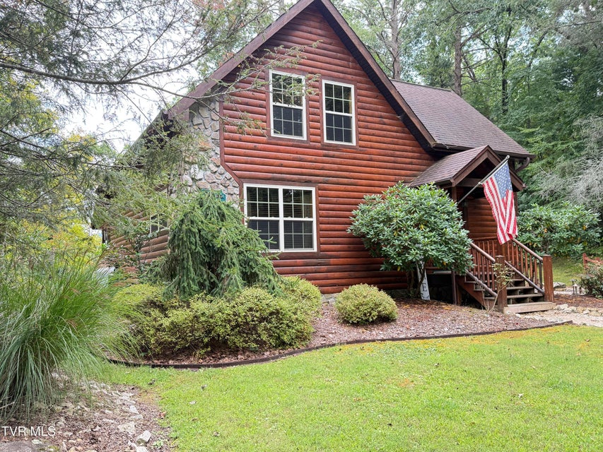 Photo #2: 236 Lakeside Drive