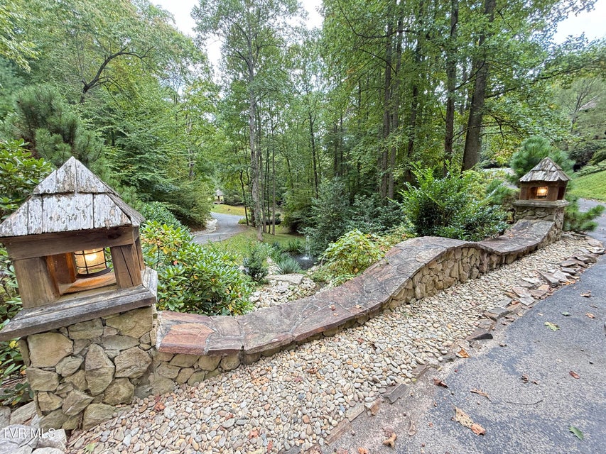 Photo #49: 236 Lakeside Drive