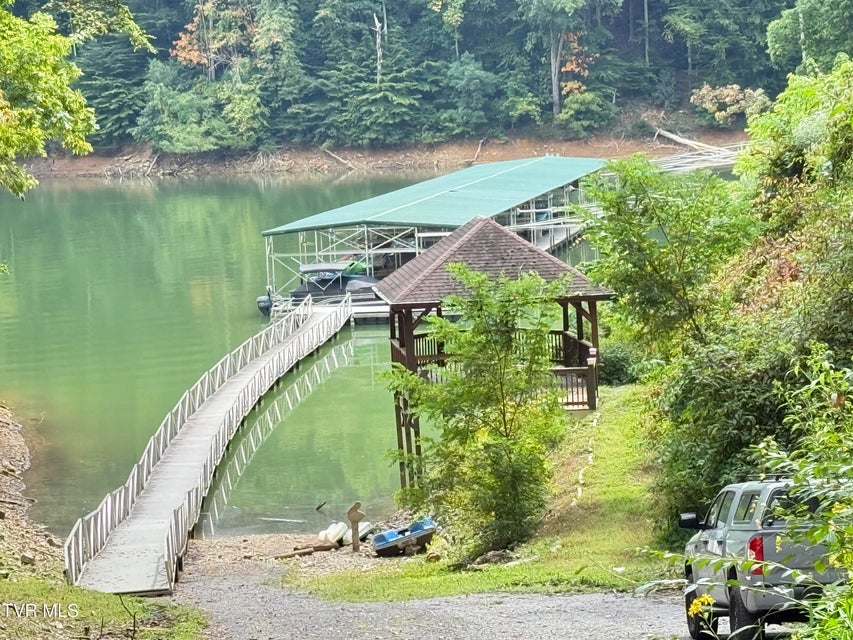 Photo #40: 236 Lakeside Drive
