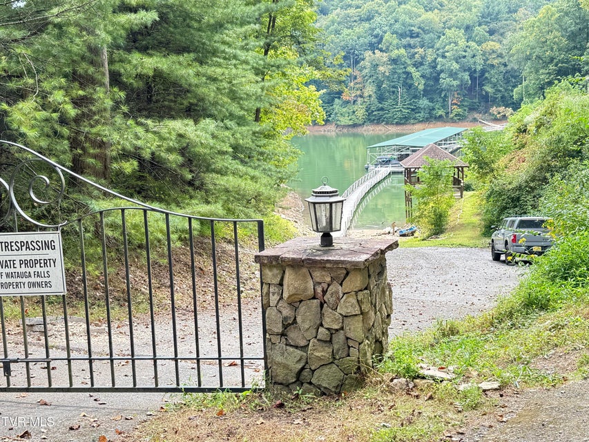 Photo #57: 236 Lakeside Drive