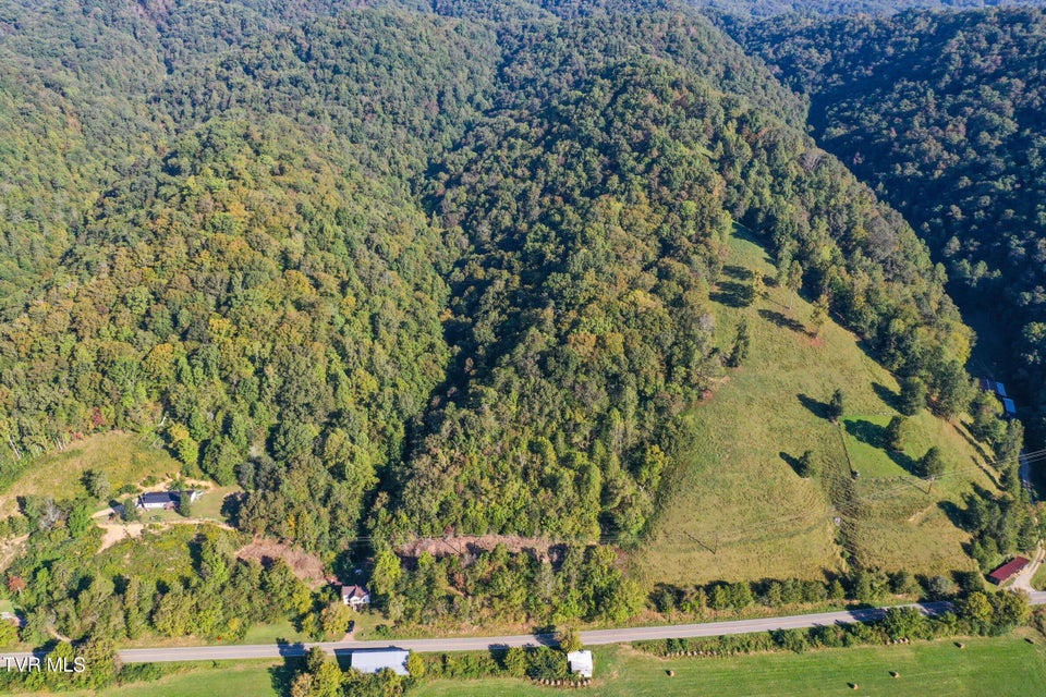 Photo #3: 1118 Tazewell Hwy