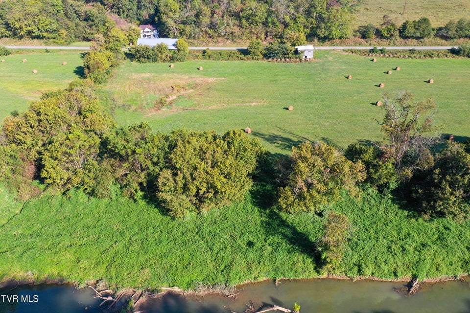 Photo #6: 1118 Tazewell Hwy