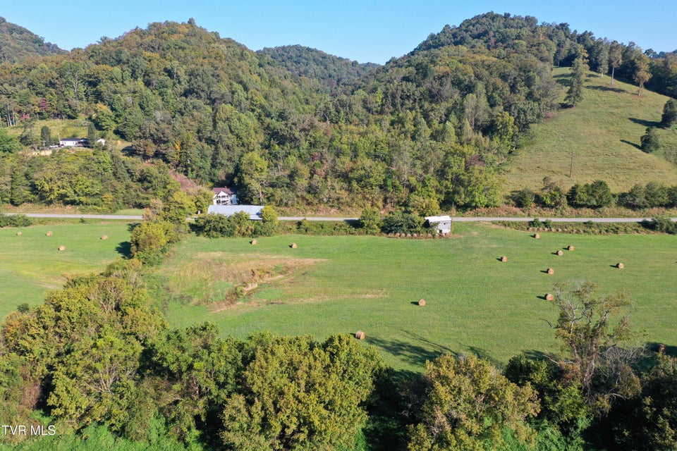 Photo #7: 1118 Tazewell Hwy