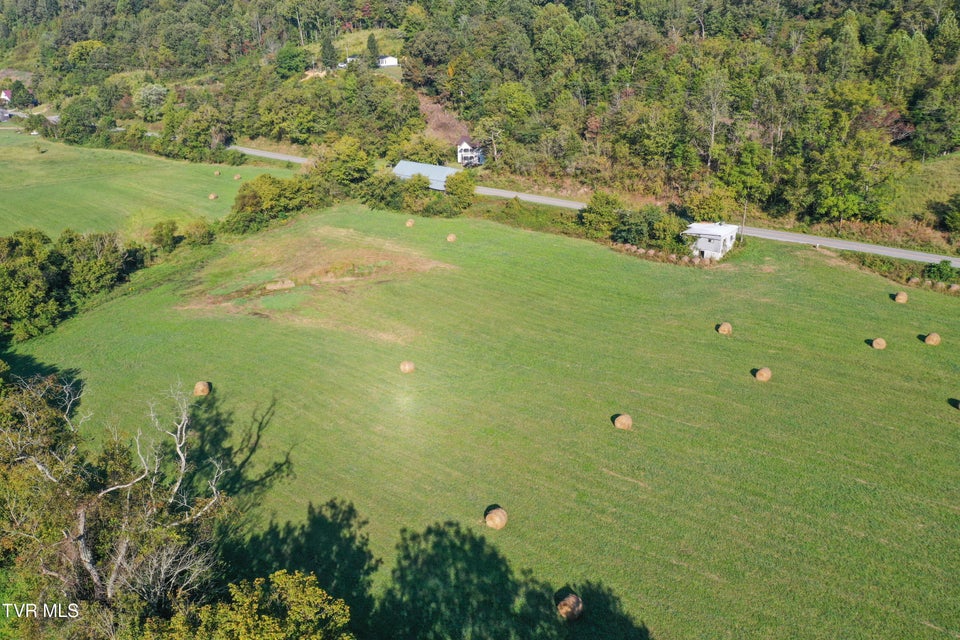 Photo #9: 1118 Tazewell Hwy
