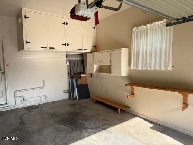 Photo #16: 18343 Westwood Drive 