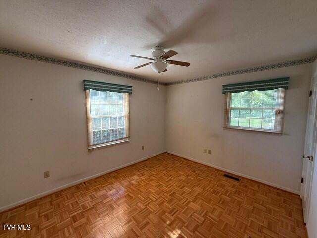 Photo #10: 18343 Westwood Drive 