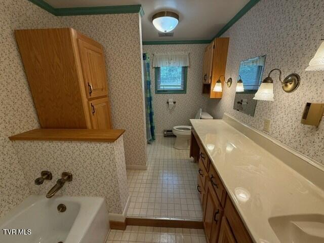 Photo #12: 18343 Westwood Drive 