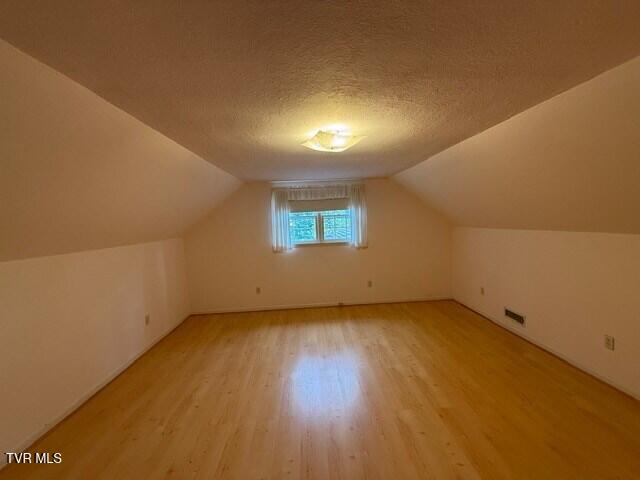 Photo #13: 18343 Westwood Drive 