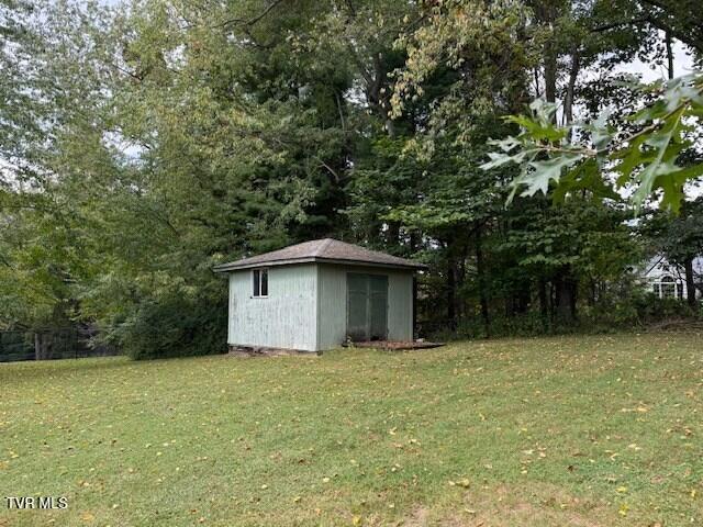 Photo #15: 18343 Westwood Drive 
