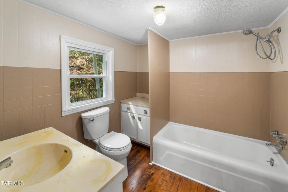 Photo #17: 9494 Porterfield Highway