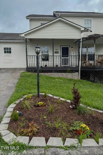 Photo #36: 684 Hallock Circle