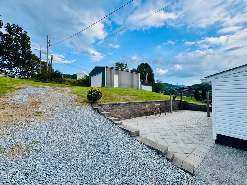 Photo #5: 910 Fairview Street