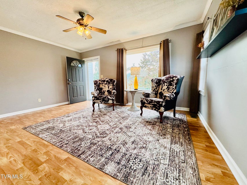 Photo #8: 910 Fairview Street