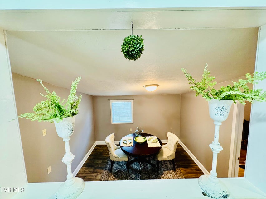 Photo #18: 910 Fairview Street