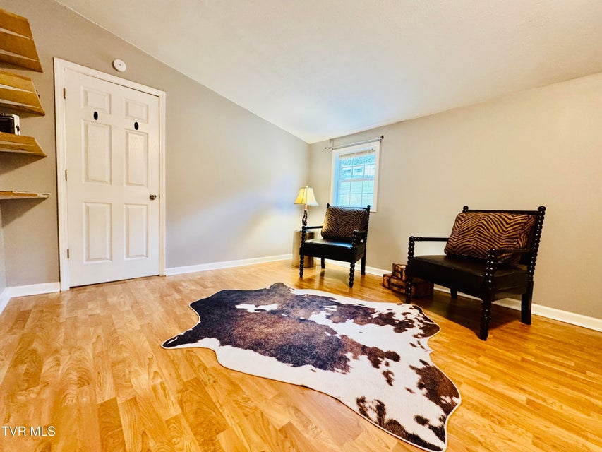 Photo #21: 910 Fairview Street