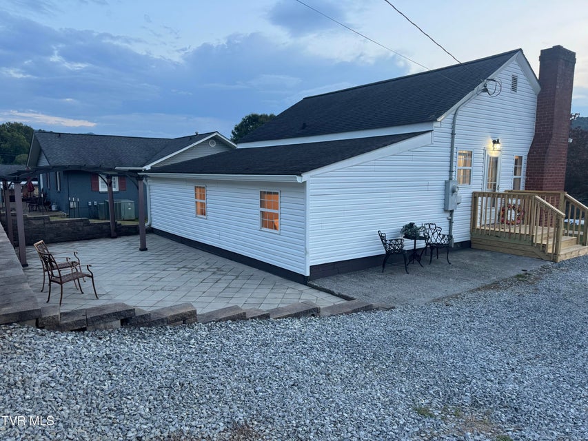 Photo #50: 910 Fairview Street