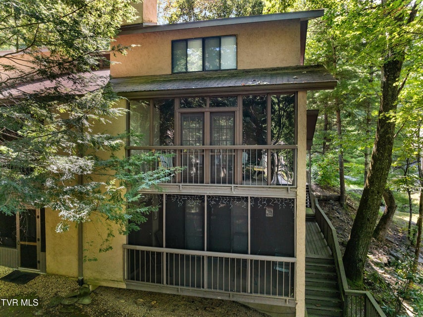 Photo #22: 1235 Ski Mountain Road