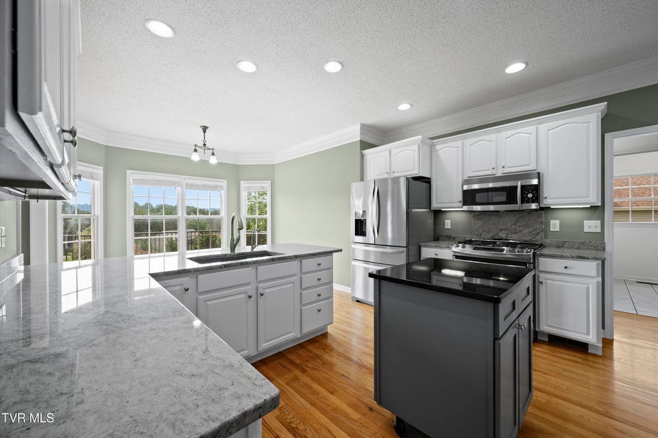 Photo #11: 295 Southridge Drive