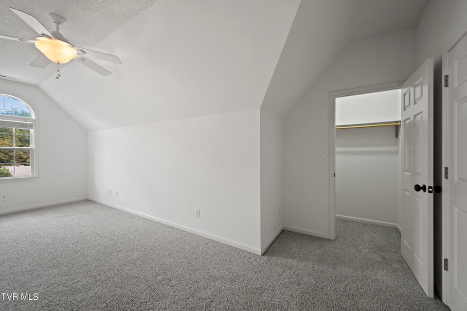 Photo #31: 295 Southridge Drive