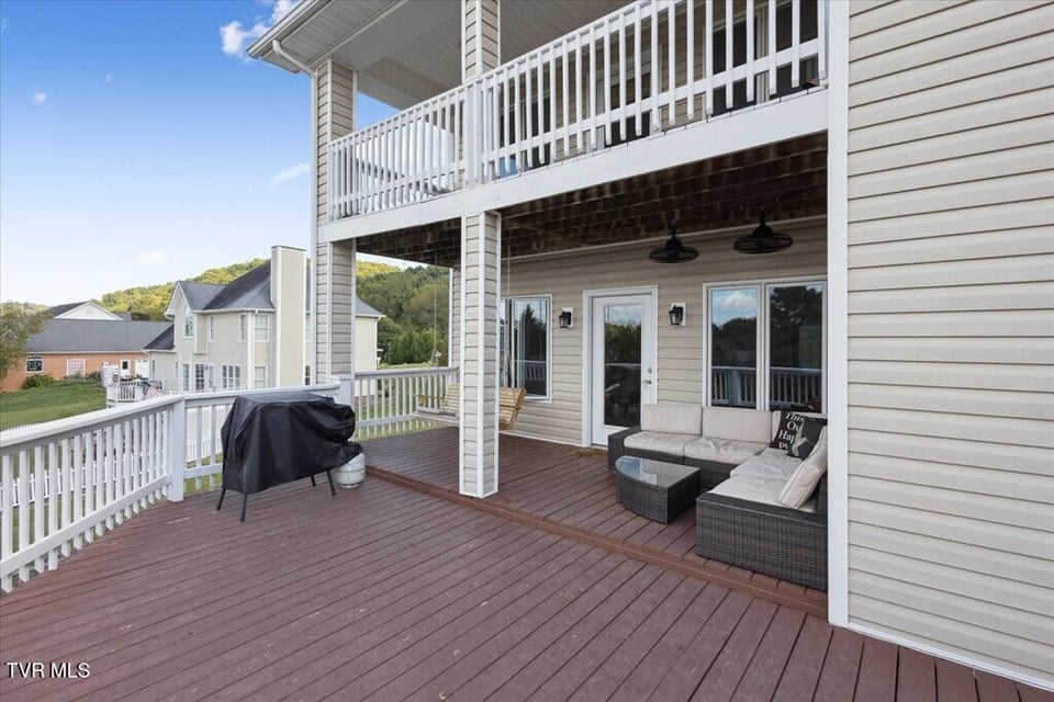 Photo #25: 18430 Whites Point Drive