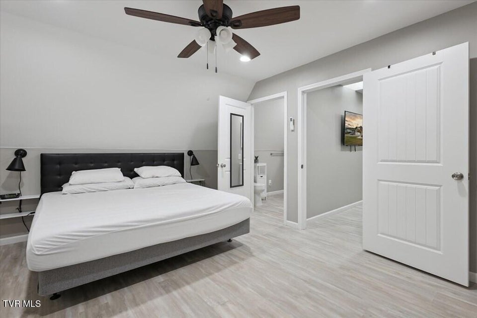 Photo #68: 18430 Whites Point Drive