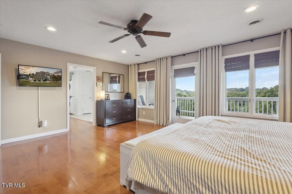 Photo #41: 18430 Whites Point Drive