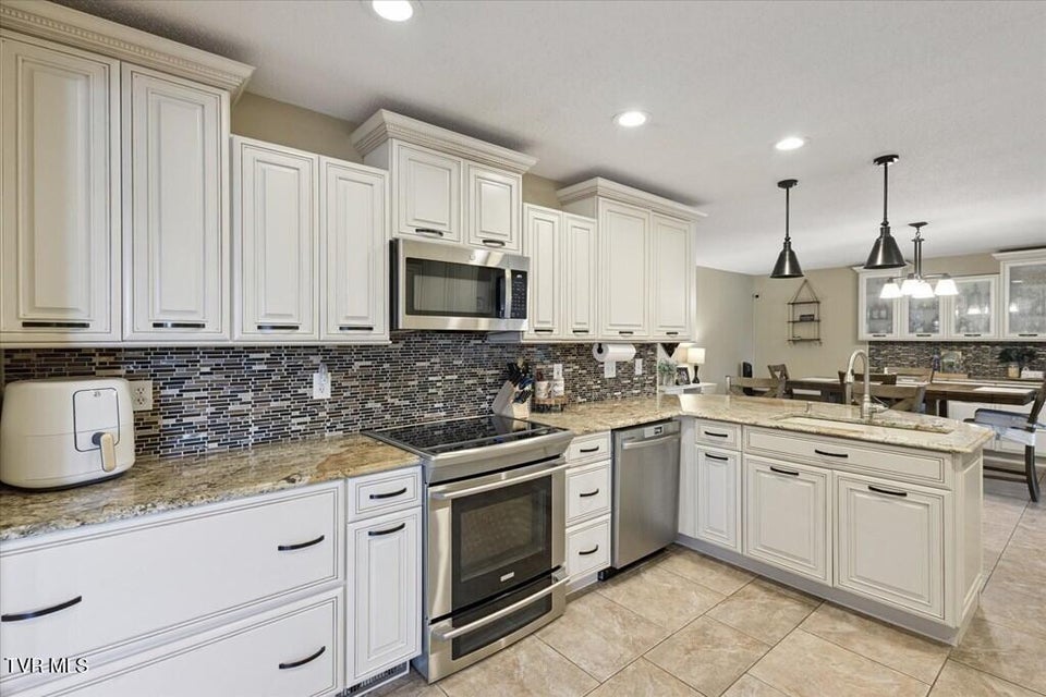 Photo #34: 18430 Whites Point Drive