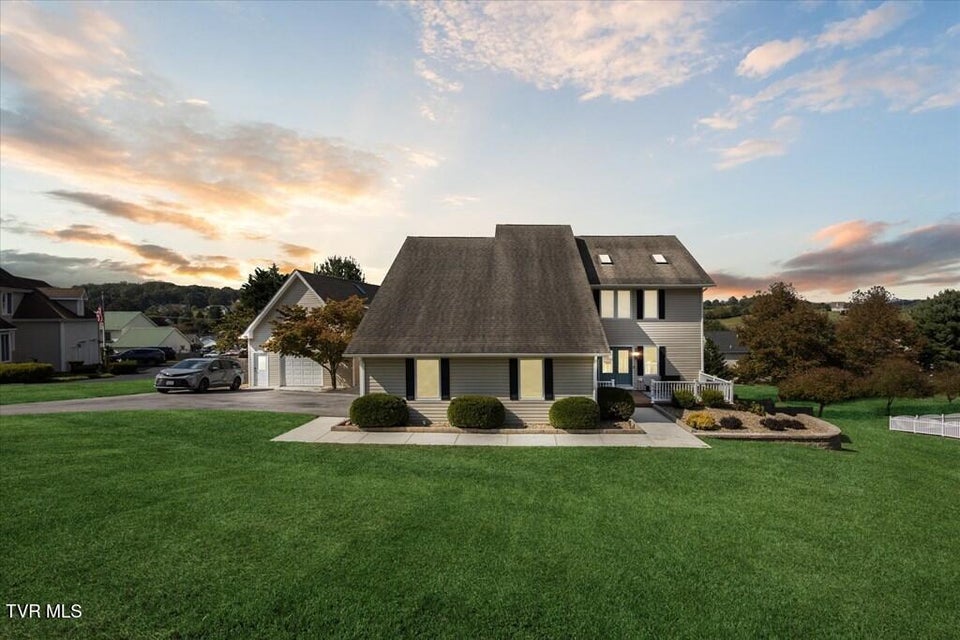 Photo #75: 18430 Whites Point Drive