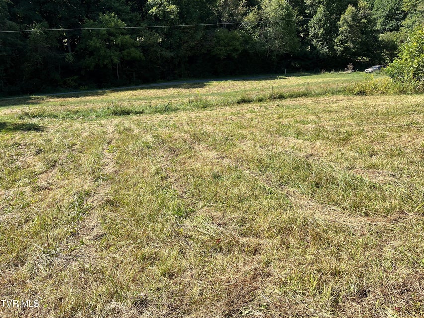 Photo #5: 00 Estep Loop 