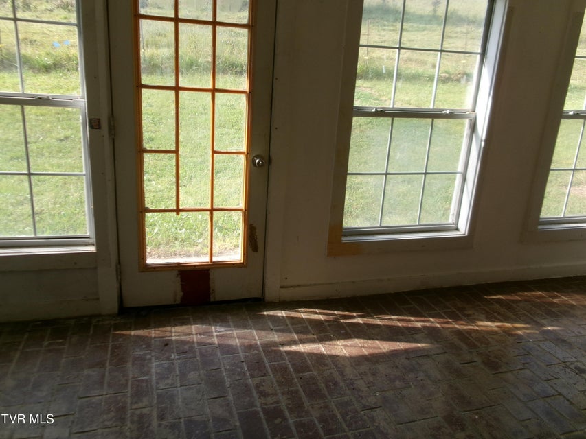 Photo #10: 806 Heim Road