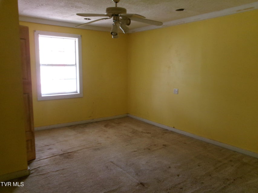 Photo #12: 806 Heim Road