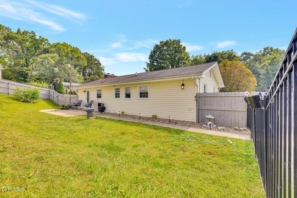 Photo #4: 100 Martindale Road