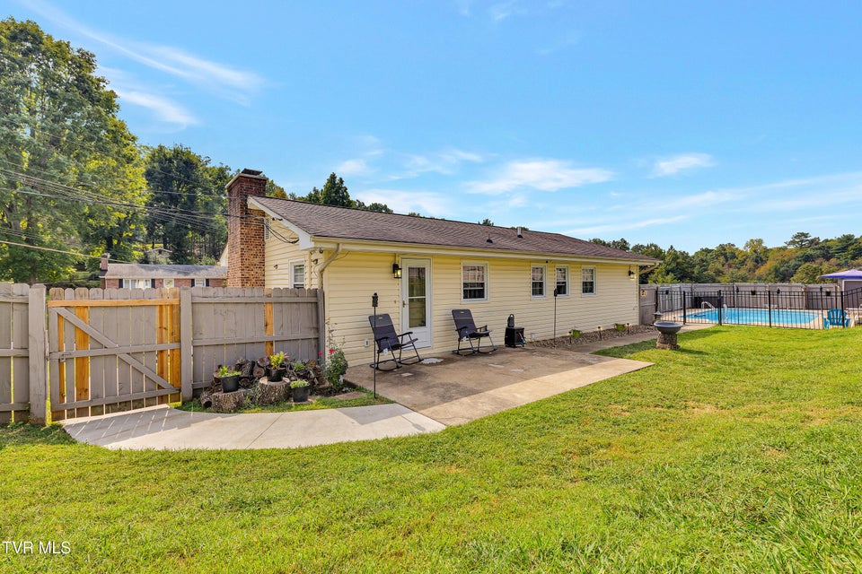 Photo #3: 100 Martindale Road