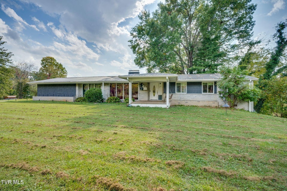 Photo #2: 225 Dogwood Lane