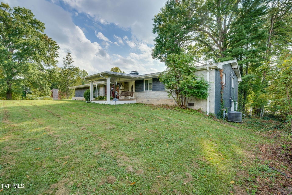 Photo #3: 225 Dogwood Lane