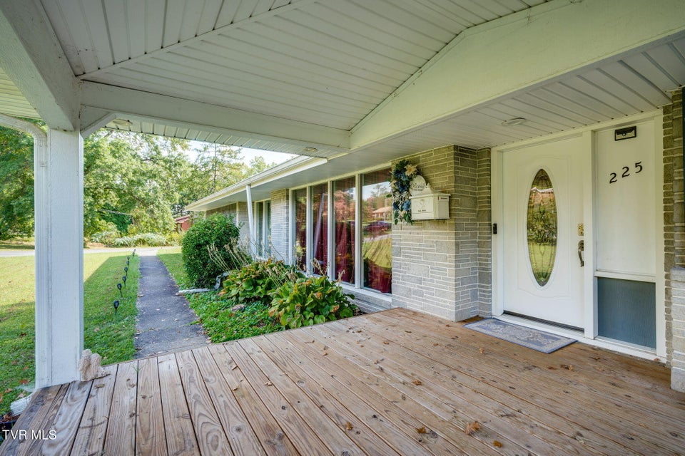 Photo #6: 225 Dogwood Lane